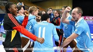 这次防守做得非常到位，但或许该尝试更主动的打法？